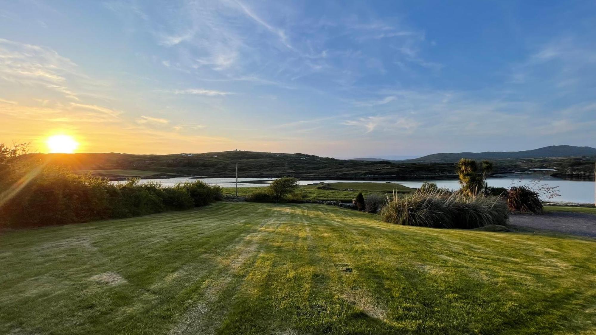 Seafront House With Own Private Pier In Gunpoint, Schull, West Cork Villa Seafort Exterior photo